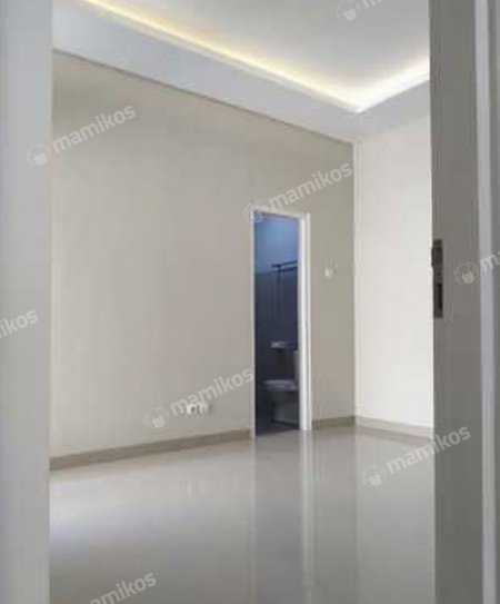 Rumah Sertifikat SHM 3 Kamar Tidur 3 Kamar Mandi Maguwoharjo Yogyakarta - Photo 3