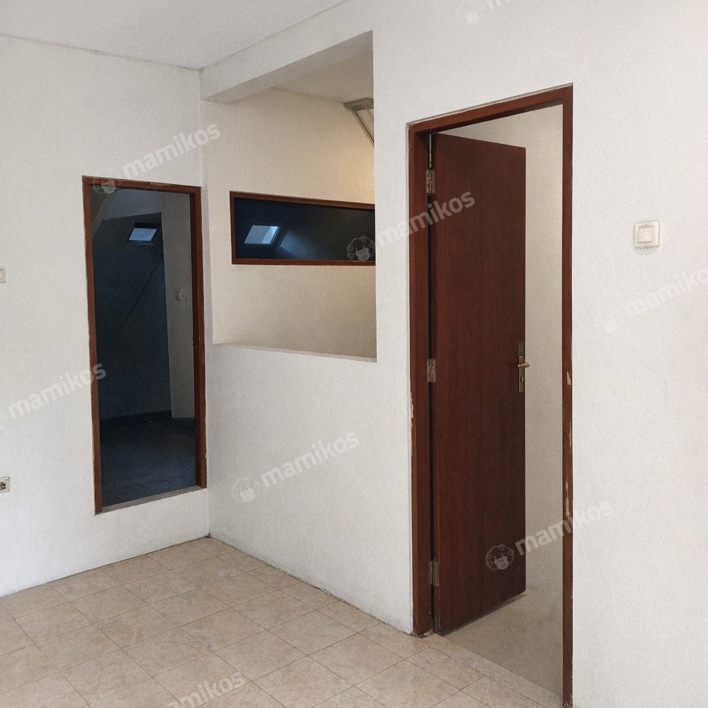 Rumah Sertifikat SHM 4 Kamar Tidur 3 Kamar Mandi Pondok Indah Jakarta Selatan - Photo 5
