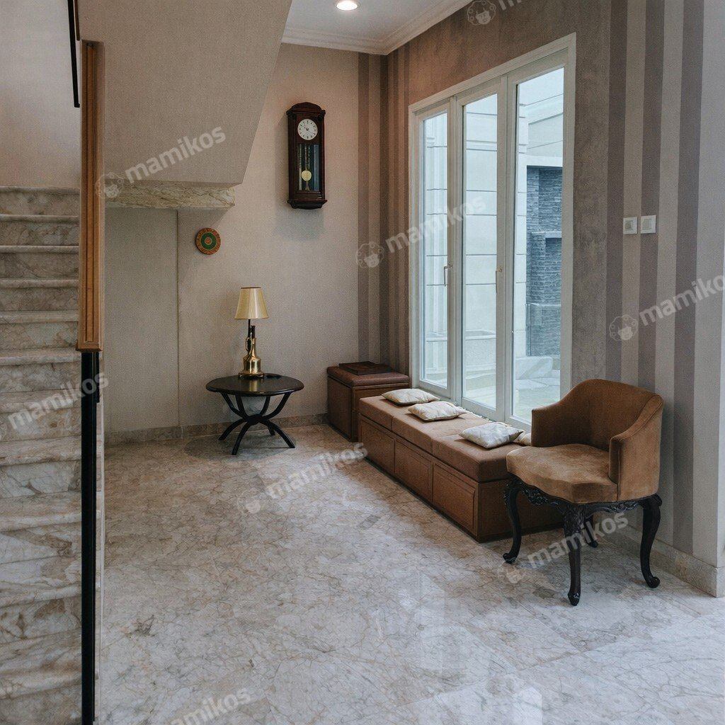 Rumah Sertifikat SHM 4 Kamar Tidur 4 Kamar Mandi Pulomas Jakarta Timur - Photo 5