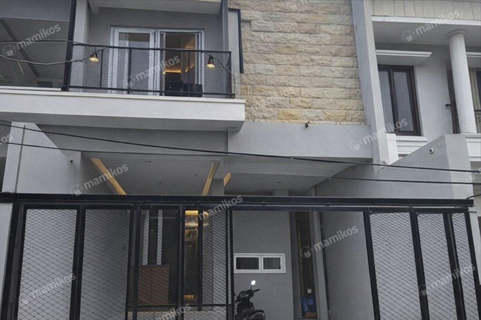 Rumah Sertifikat SHM 6 Kamar Tidur 4 Kamar Mandi Duri Kepa Jakarta Barat