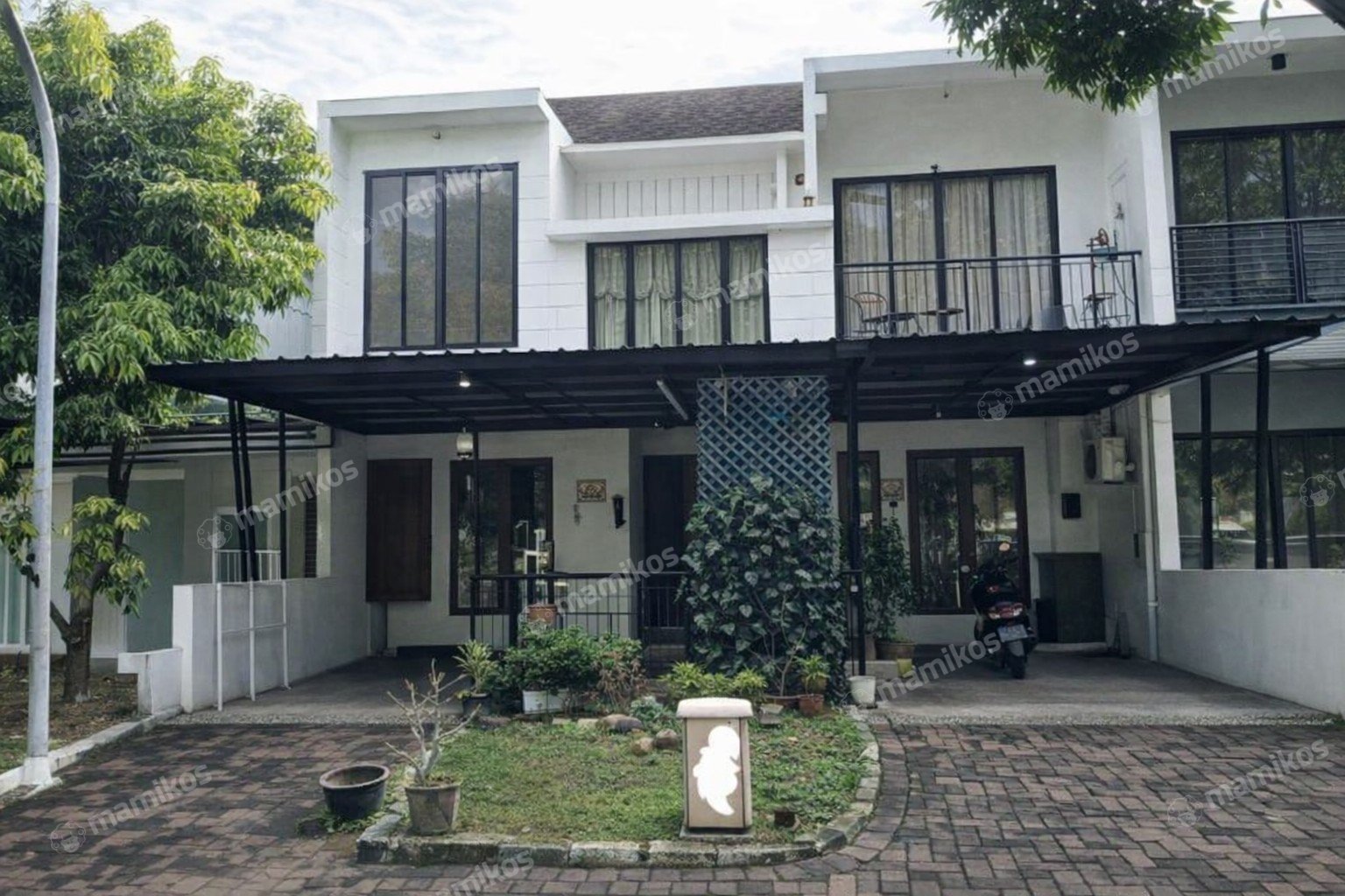 Rumah Sertifikat SHM 5 Kamar Tidur 4 Kamar Mandi Cibubur Jakarta Timur