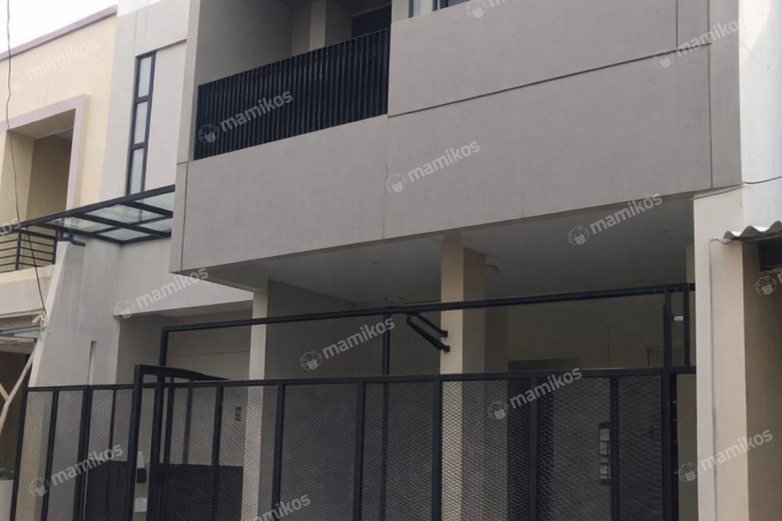 Rumah Sertifikat SHM 4 Kamar Tidur 2 Kamar Mandi Rawamangun Jakarta Timur