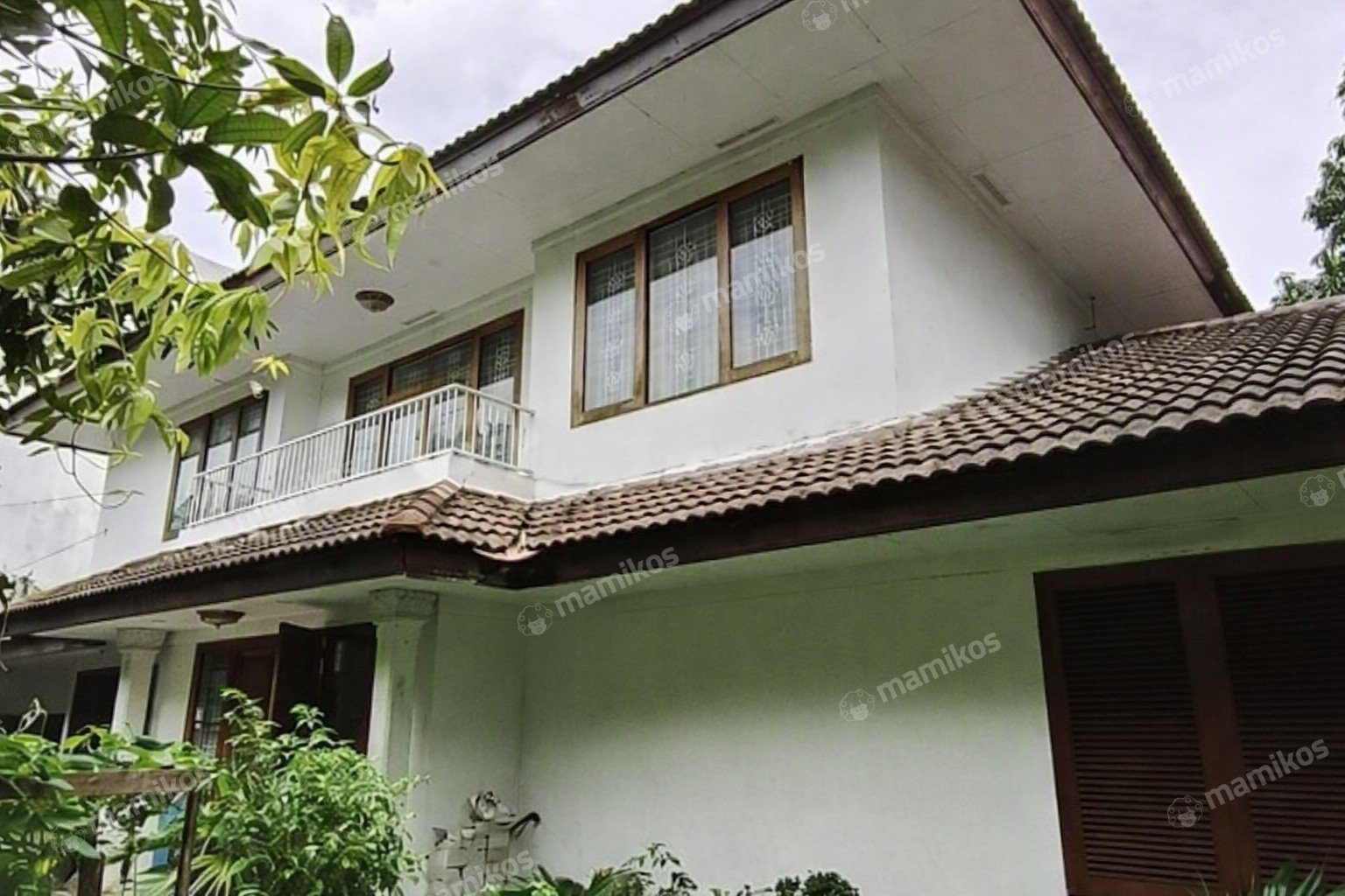 Rumah Sertifikat SHM 6 Kamar Tidur 4 Kamar Mandi Kelapa Gading Jakarta Utara