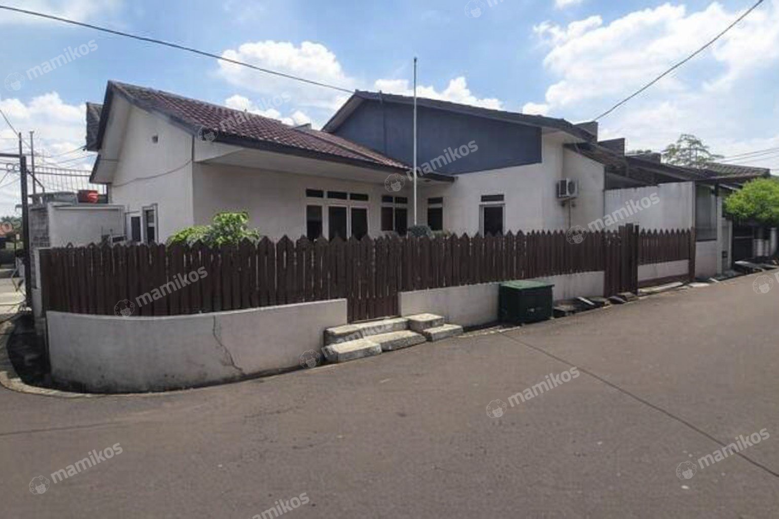 Rumah Sertifikat SHM 4 Kamar Tidur 2 Kamar Mandi Rawamangun Jakarta Timur