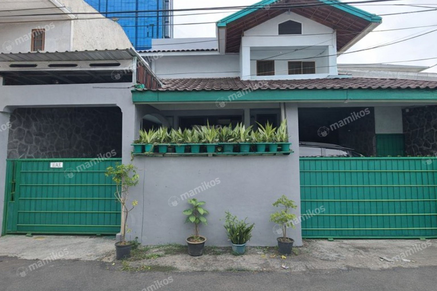 Rumah 6KT 4KM Kebon Jeruk Jakarta Barat