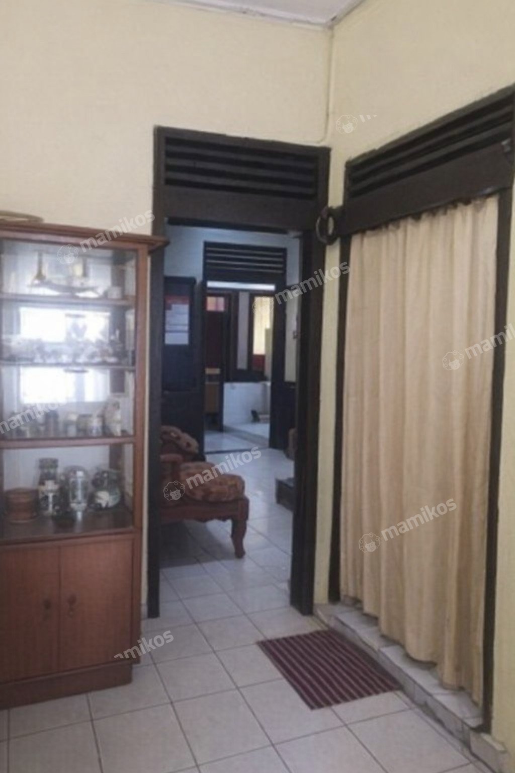 Rumah Sertifikat SHM 5 Kamar Tidur 3 Kamar Mandi Pondok Bambu Jakarta Timur - Photo 5