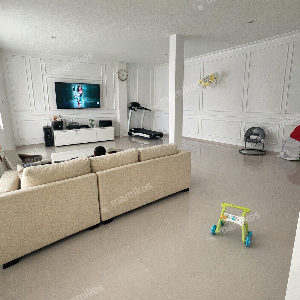 Rumah Sertifikat SHM 6 Kamar Tidur 5 Kamar Mandi Cibubur Jakarta Timur - Photo 4