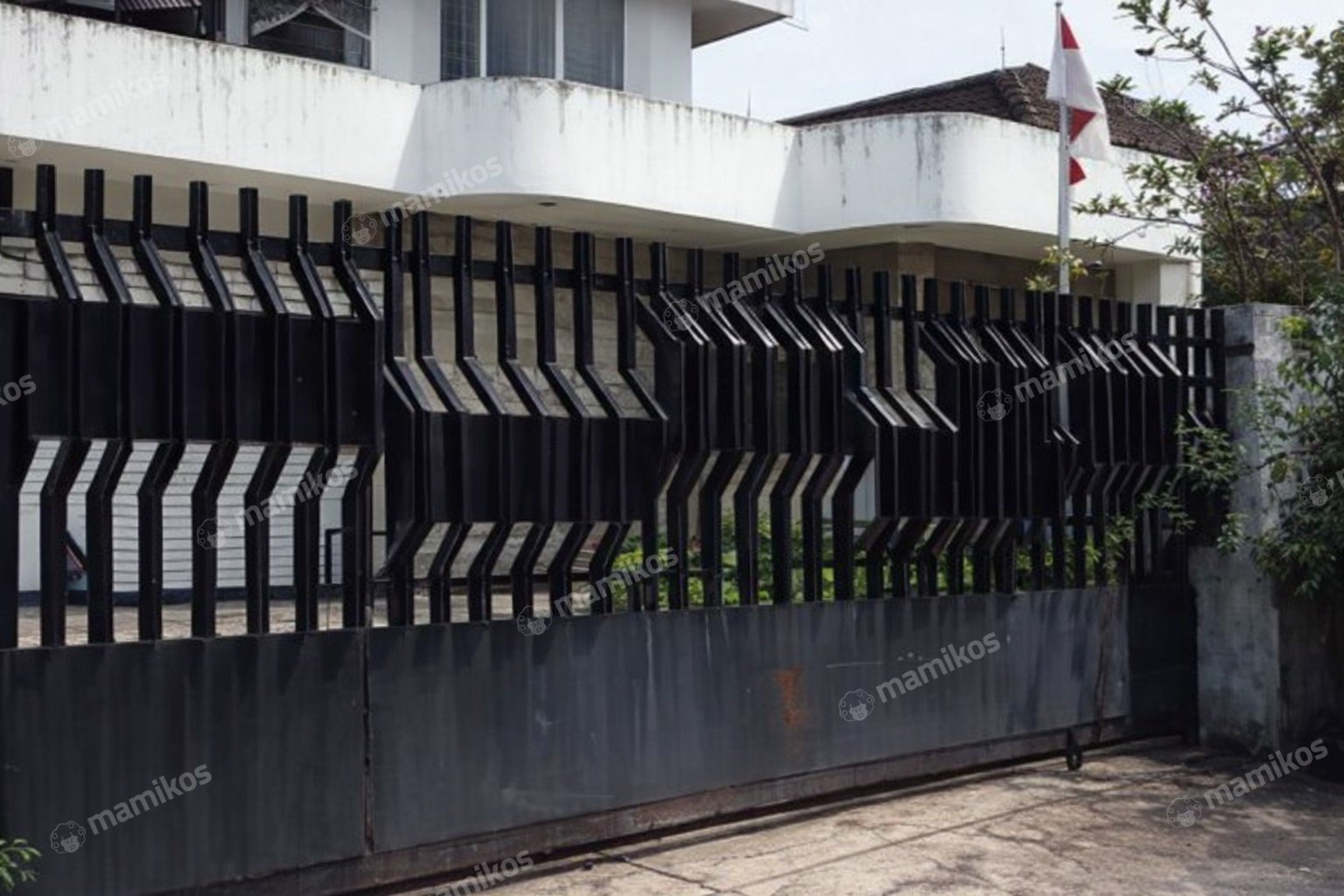 Rumah Sertifikat SHM 3 Kamar Tidur 2 Kamar Mandi Kebon Jeruk Jakarta Barat