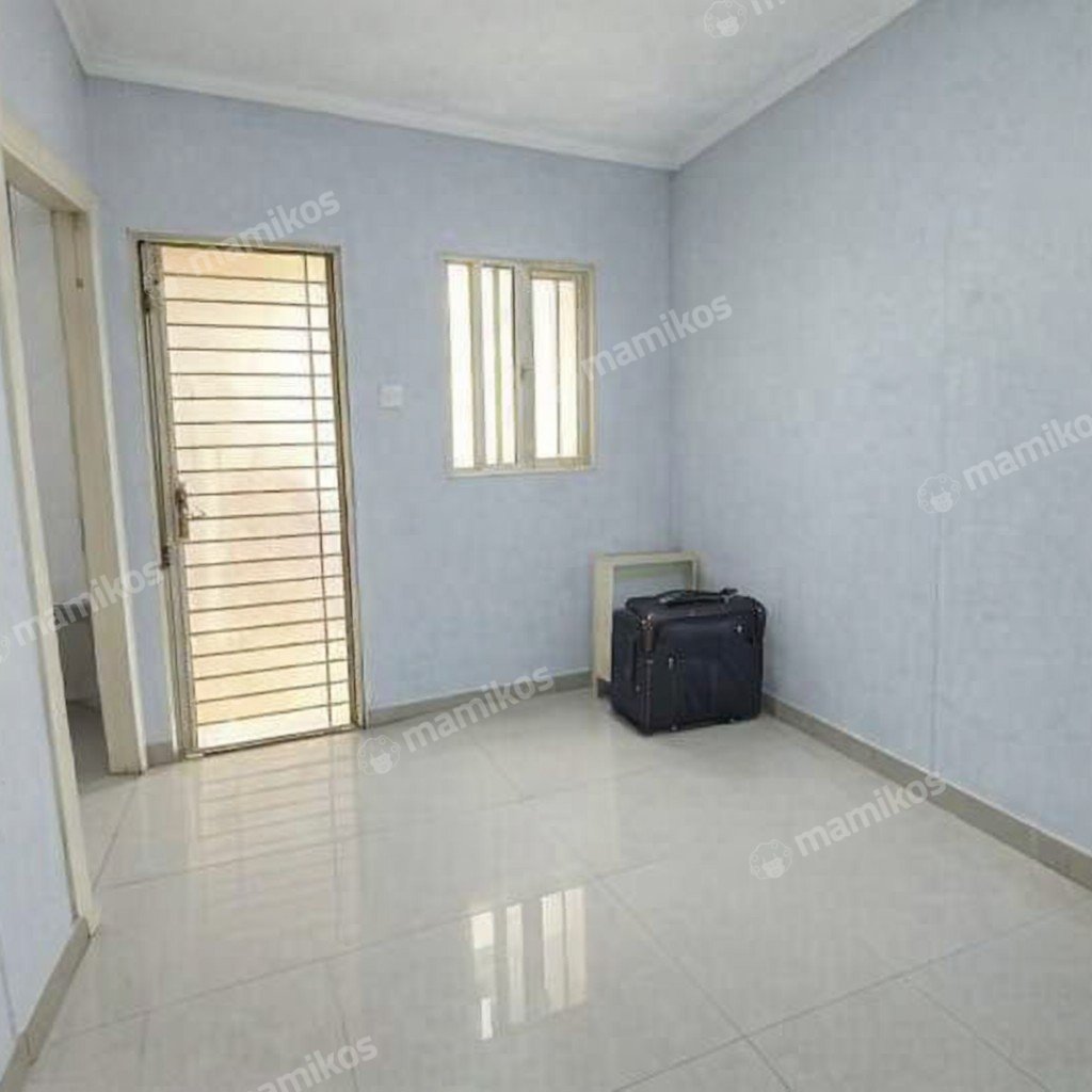 Rumah Sertifikat HGB 4 Kamar Tidur 3 Kamar Mandi Citra Garden Jakarta Barat - Photo 5