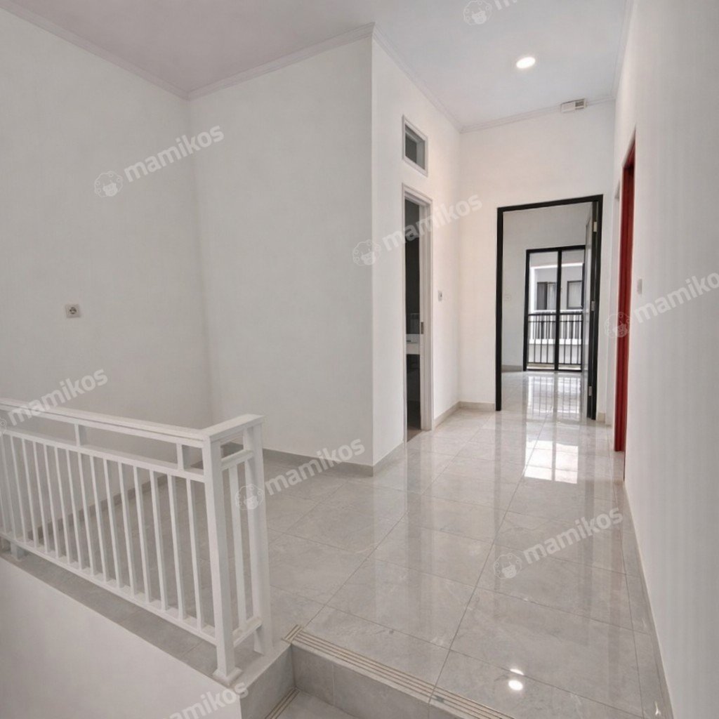 Rumah 2 Kamar Tidur 2 Kamar Mandi 3 Lantai Duri Kepa Jakarta Barat - Photo 2