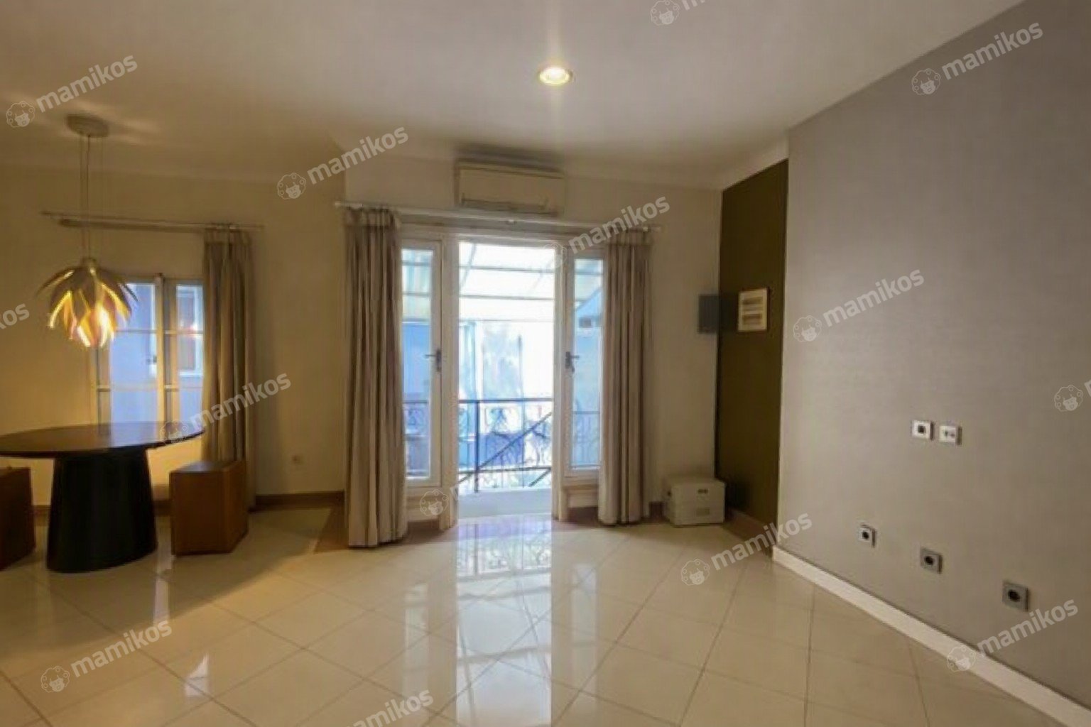 Rumah 3 Kamar Tidur 2 Kamar Mandi 1 Lantai Pantai Indah Kapuk Jakarta Utara