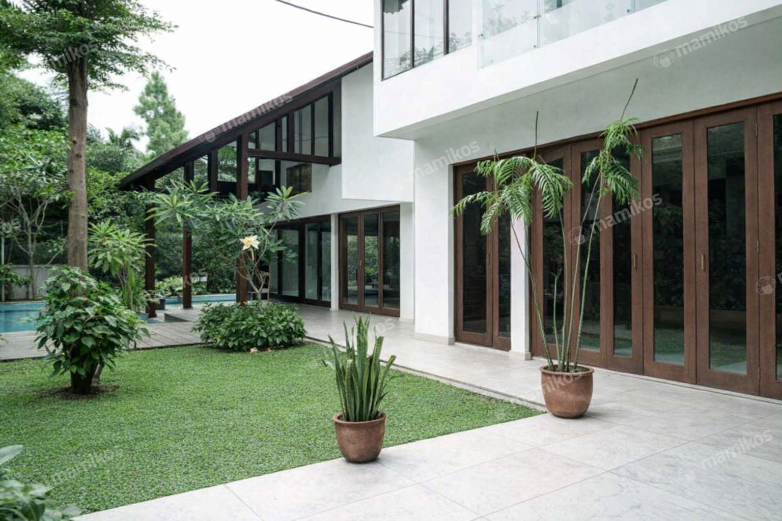 Rumah Sertifikat SHM 5 Kamar Tidur 6 Kamar Mandi Kemang Jakarta Selatan