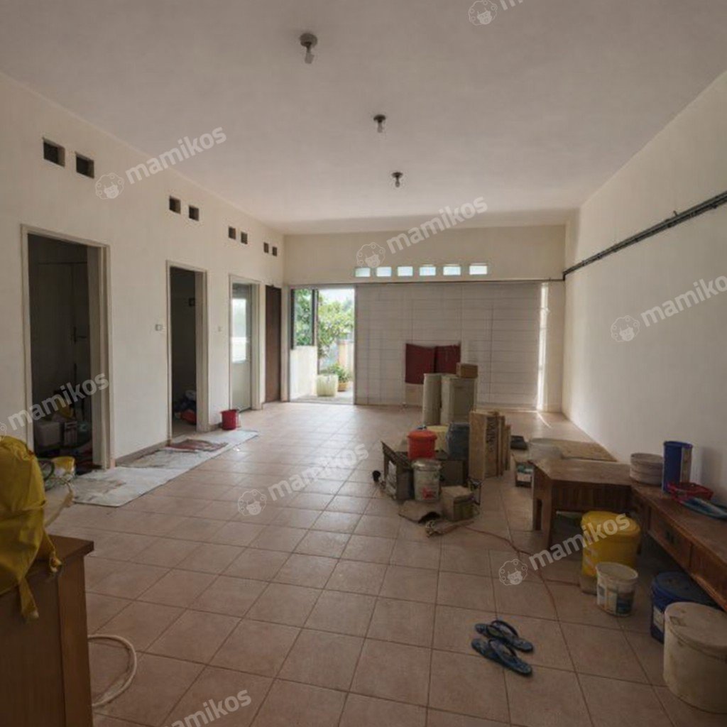 Rumah Sertifikat SHM 6 Kamar Tidur 6 Kamar Mandi Cilandak Jakarta Selatan - Photo 3