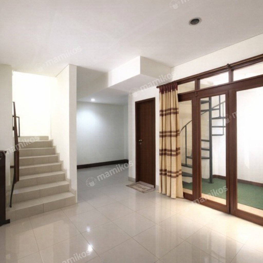Rumah Sertifikat SHM 4 Kamar Tidur 3 Kamar Mandi Kelapa Gading Jakarta Utara - Photo 5