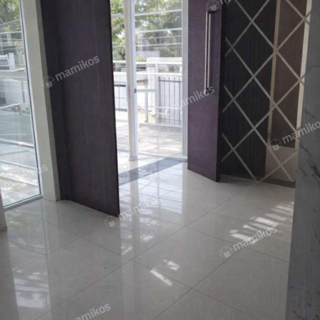 Rumah Sertifikat SHM 5 Kamar Tidur 4 Kamar Mandi Kalideres Jakarta Barat - Photo 2