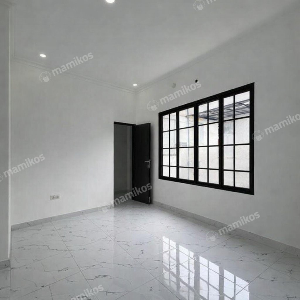 Rumah Sertifikat SHM 3 Kamar Tidur 3 Kamar Mandi Jagakarsa Jakarta Selatan - Photo 2