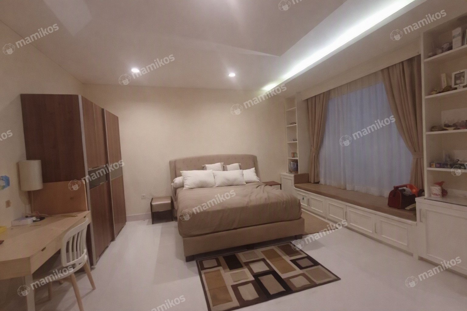 Rumah Sertifikat SHM 4 Kamar Tidur 4 Kamar Mandi Kelapa Gading Jakarta Utara - Photo 4