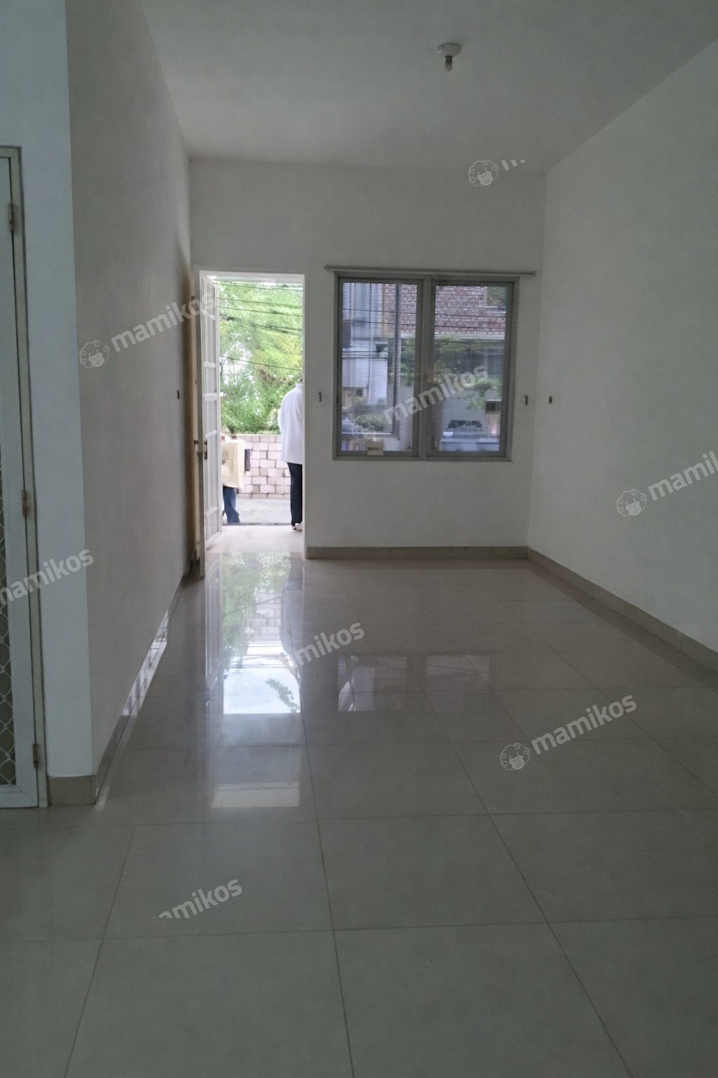 Rumah Sertifikat SHM 3 Kamar Tidur 2 Kamar Mandi Kelapa Gading Jakarta Utara - Photo 2