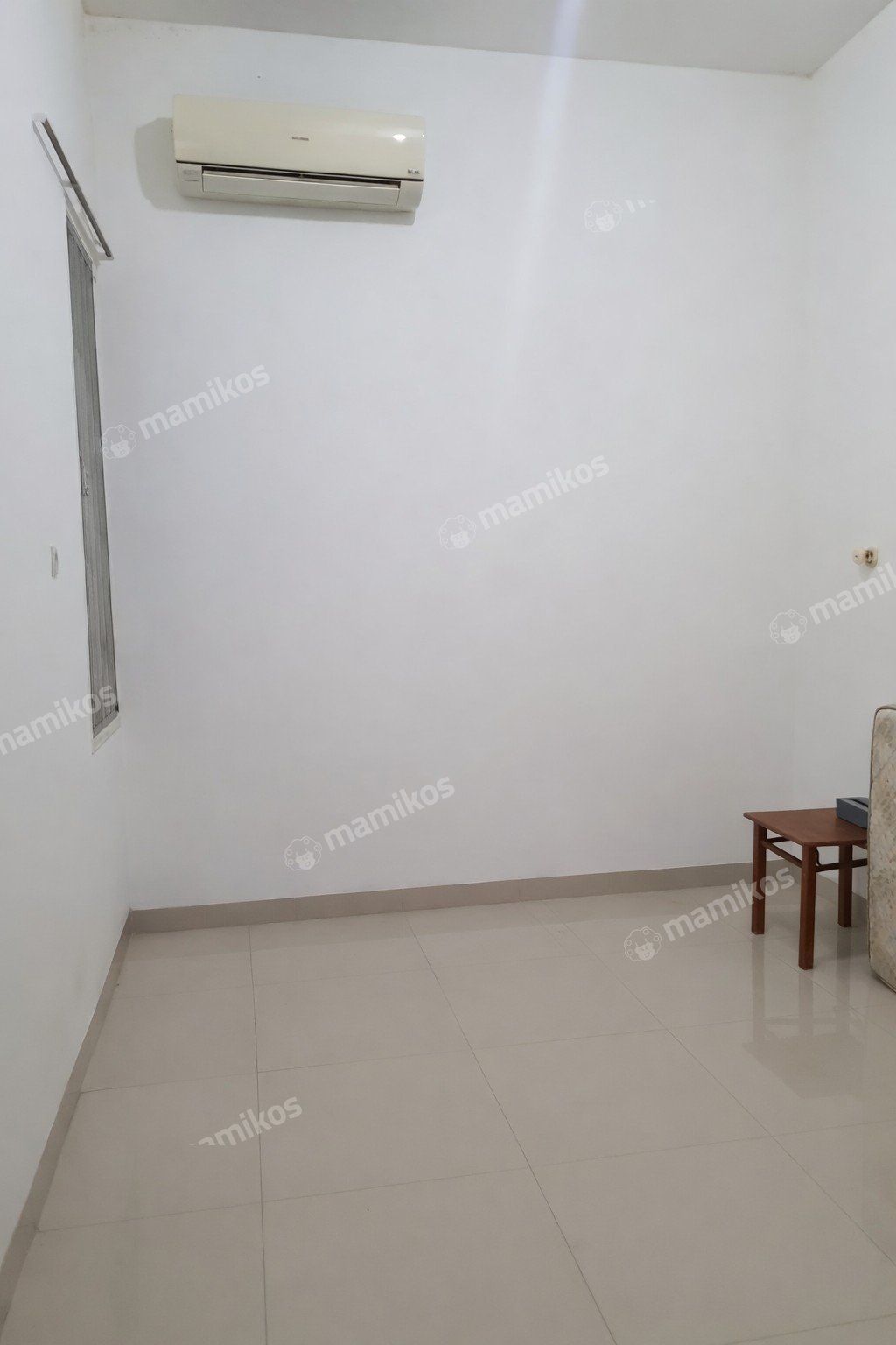 Rumah Sertifikat SHM 3 Kamar Tidur 2 Kamar Mandi Kelapa Gading Jakarta Utara - Photo 3