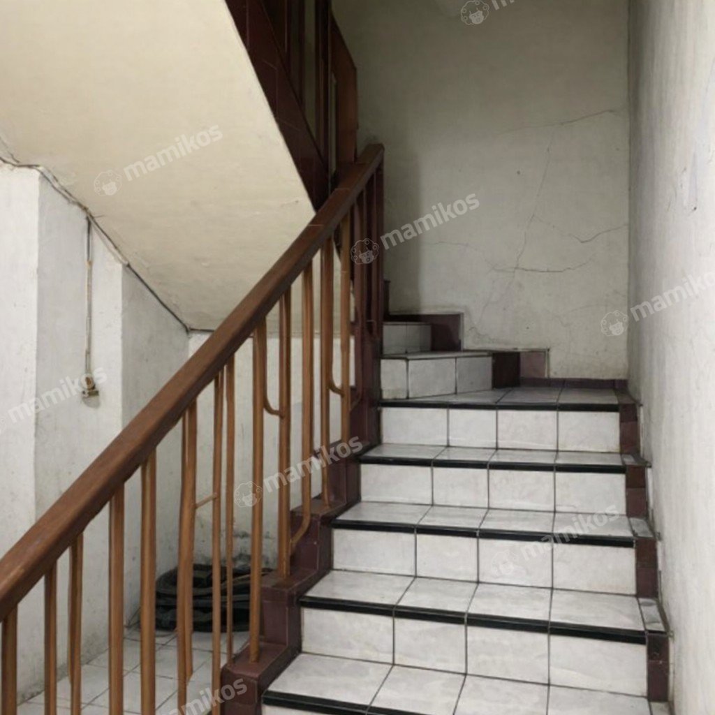 Rumah Sertifikat SHM 8 Kamar Tidur 4 Kamar Mandi Kelapa Gading Jakarta Utara - Photo 5