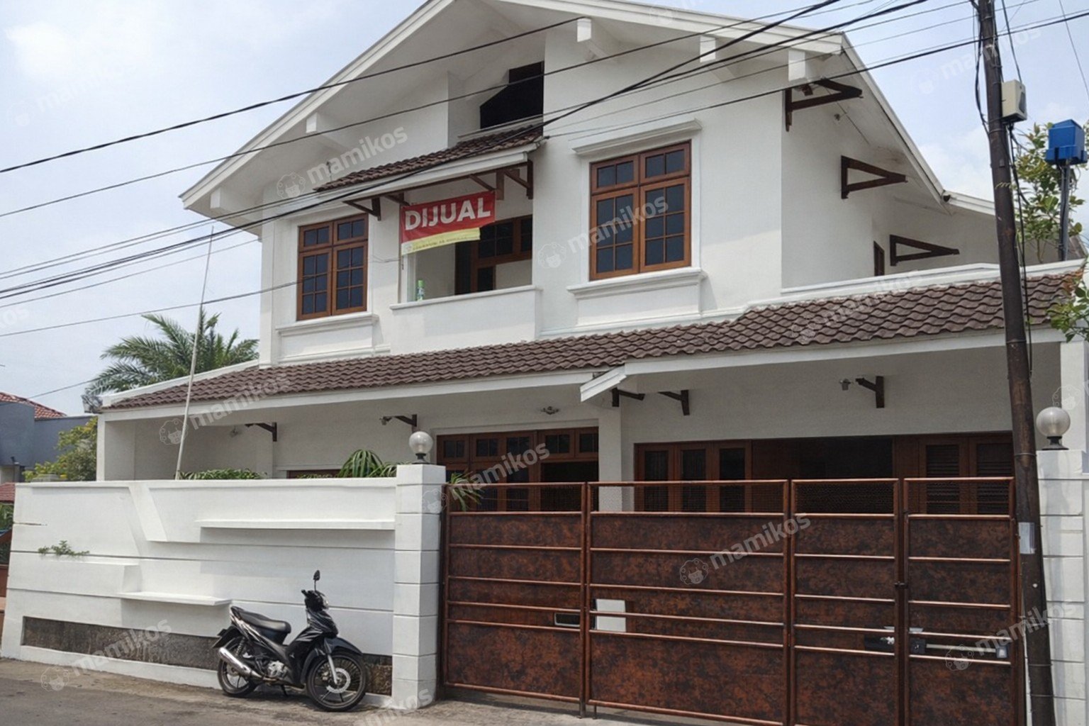 Rumah Sertifikat SHM 5 Kamar Tidur 4 Kamar Mandi Permata Hijau Jakarta Selatan