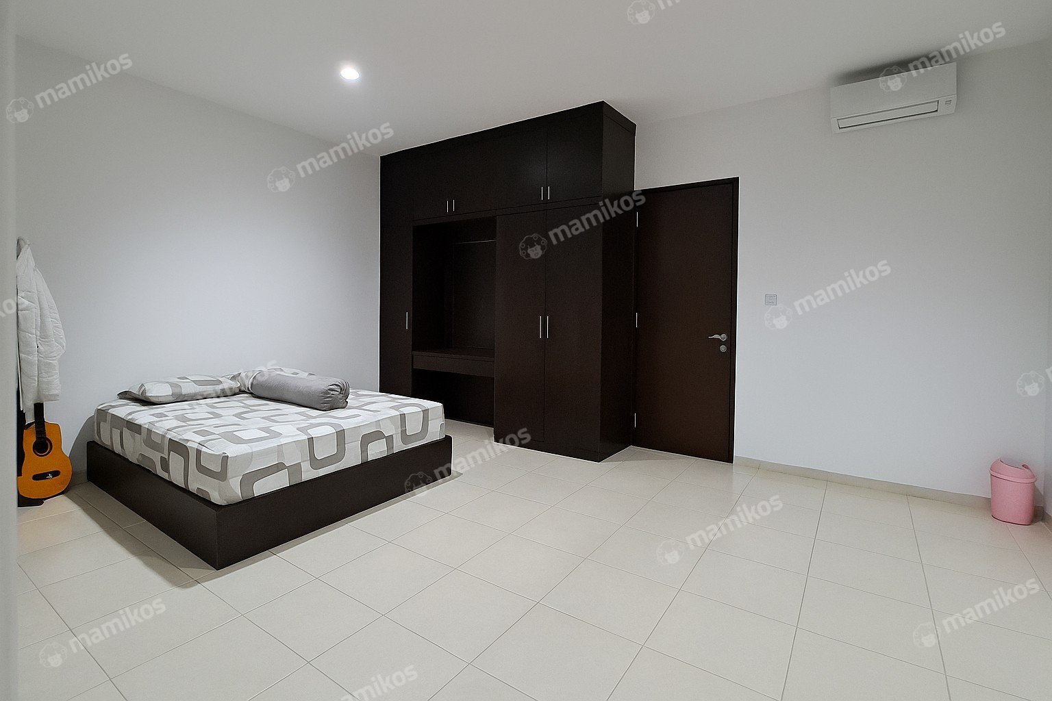 Rumah Sertifikat SHM 4 Kamar Tidur 3 Kamar Mandi Citra Garden Jakarta Barat - Photo 3