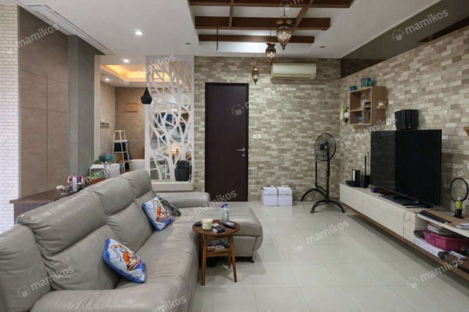 Rumah Sertifikat SHM 4 Kamar Tidur 3 Kamar Mandi Daan Mogot Jakarta Barat