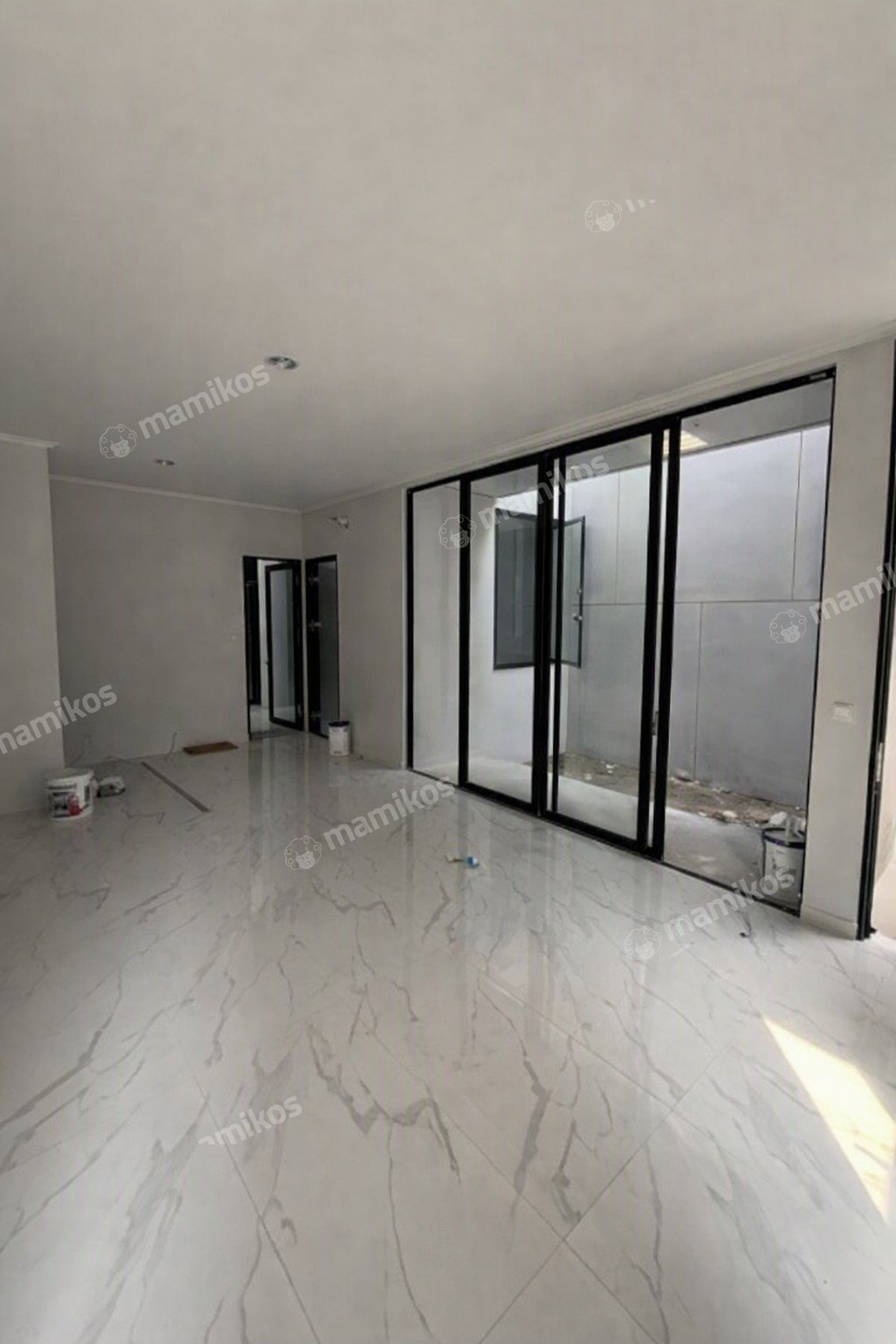 Rumah Sertifikat SHM 4 Kamar Tidur 3 Kamar Mandi Pantai Indah Kapuk 2 Jakarta Utara - Photo 5