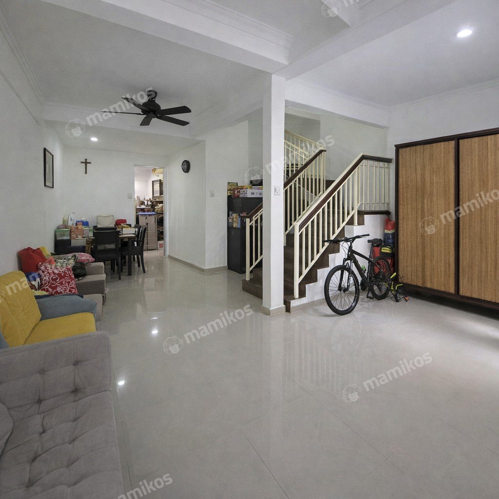 Rumah Sertifikat SHM 3 Kamar Tidur 3 Kamar Mandi Kebon Jeruk Jakarta Barat - Photo 5