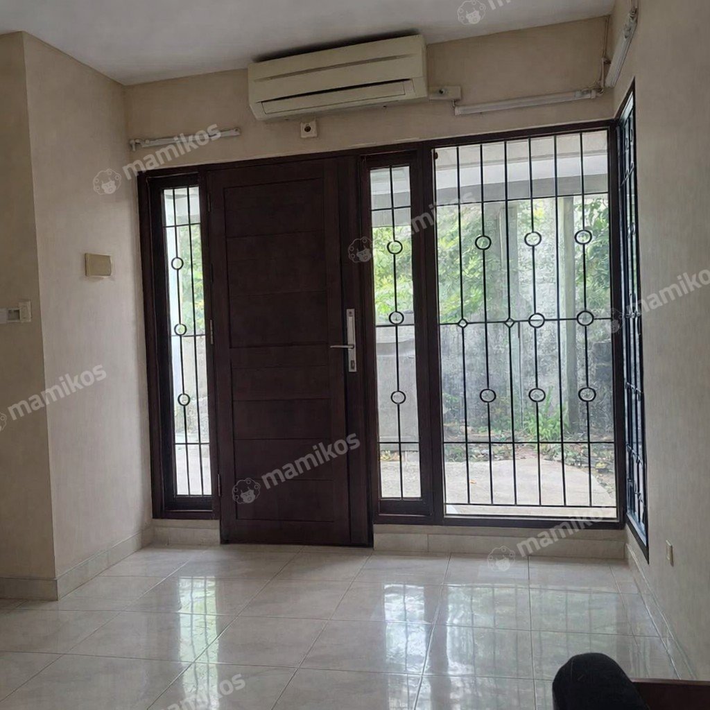 Rumah Sertifikat SHM 4 Kamar Tidur 4 Kamar Mandi Citra Grand Jakarta Timur - Photo 3
