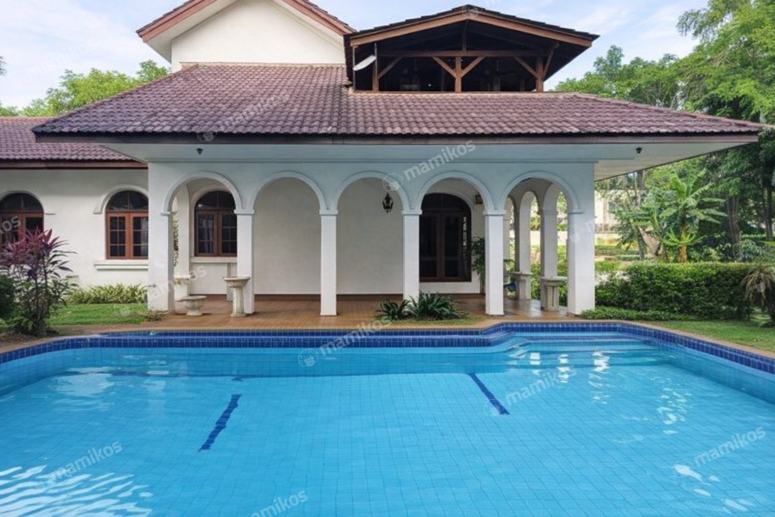 Rumah Sertifikat SHM 7 Kamar Tidur 4 Kamar Mandi Lebak Bulus Jakarta Selatan