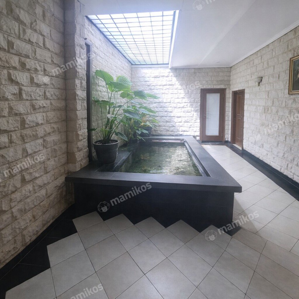 Rumah Sertifikat SHM 7 Kamar Tidur 7 Kamar Mandi Pondok Labu Jakarta Selatan - Photo 2