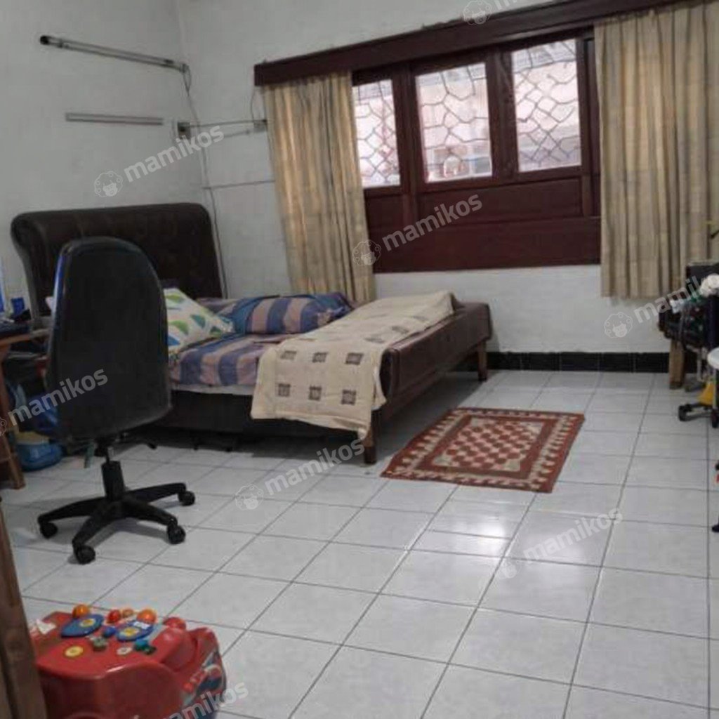 Rumah Sertifikat HGB 9 Kamar Tidur 5 Kamar Mandi Pulo Gadung Jakarta Timur - Photo 2