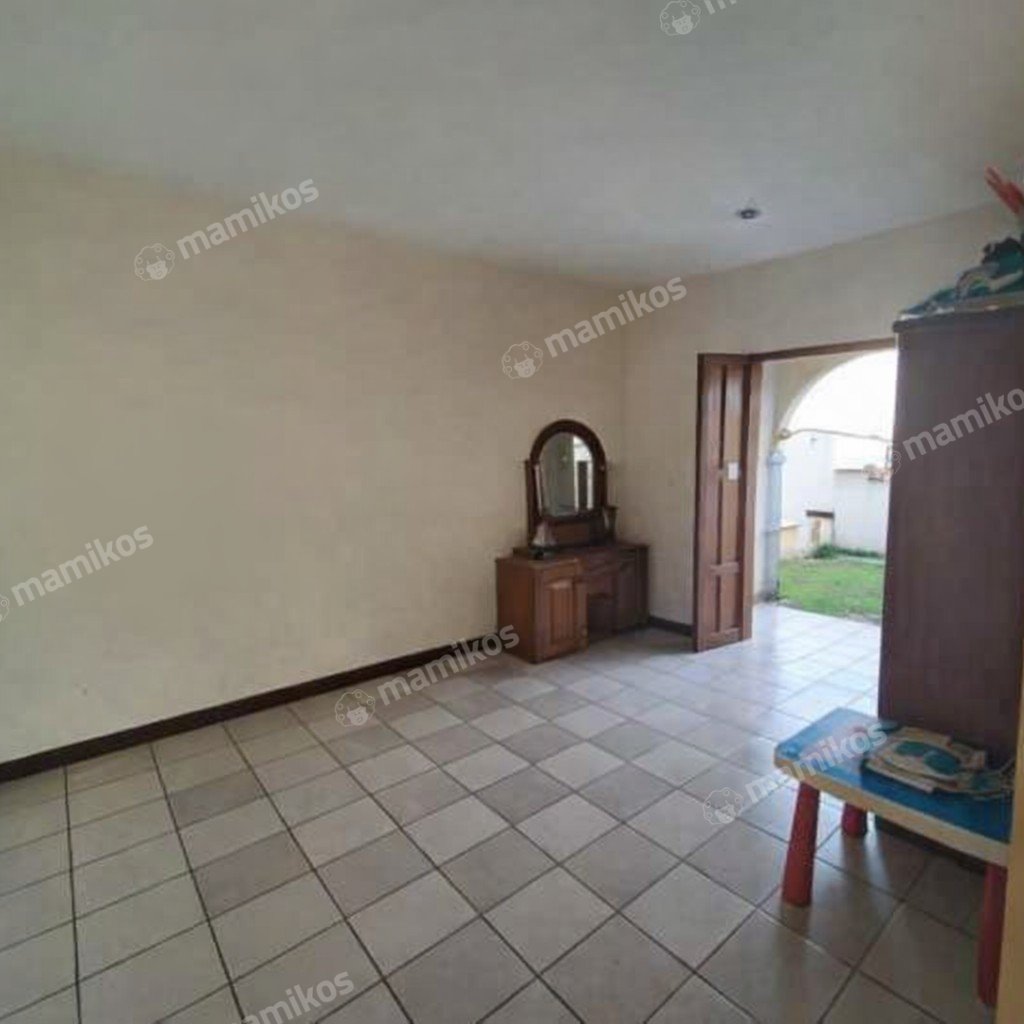 Rumah 4 Kamar Tidur 4 Kamar Mandi 2 Lantai Raffles Hills Jakarta Timur - Photo 2