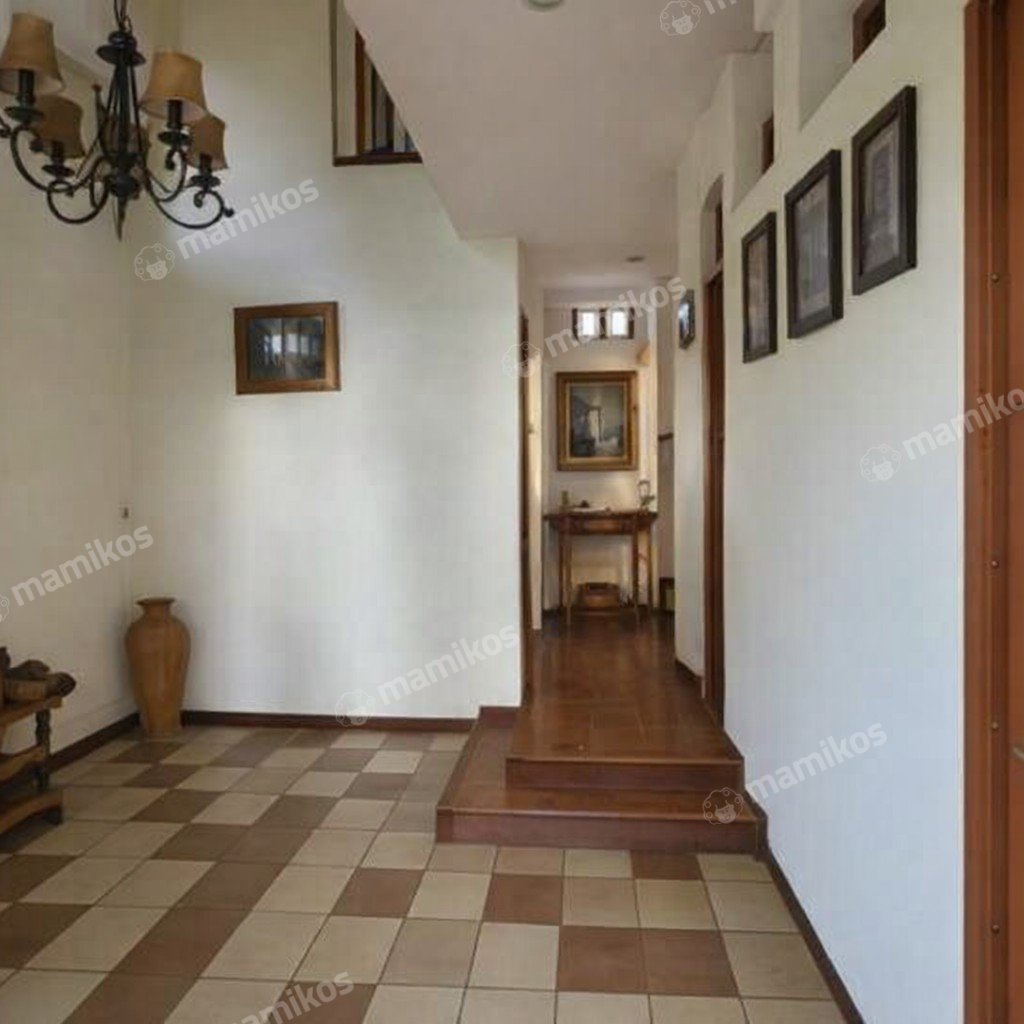 Rumah 4 Kamar Tidur 4 Kamar Mandi 2 Lantai Raffles Hills Jakarta Timur - Photo 4