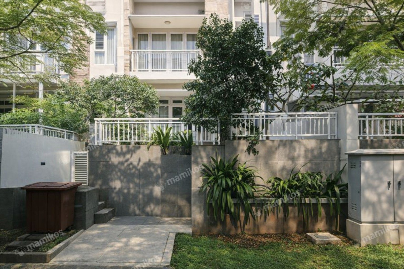 Rumah Sertifikat SHM 4 Kamar Tidur 4 Kamar Mandi Kelapa Gading Jakarta Utara