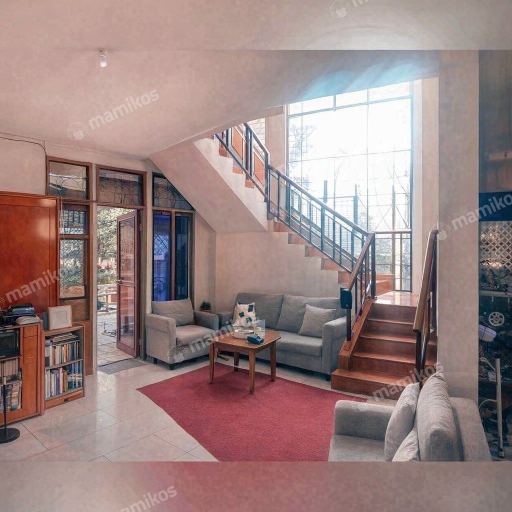 Rumah Sertifikat SHM 4 Kamar Tidur 2 Kamar Mandi Kampung Rambutan Jakarta Timur - Photo 2
