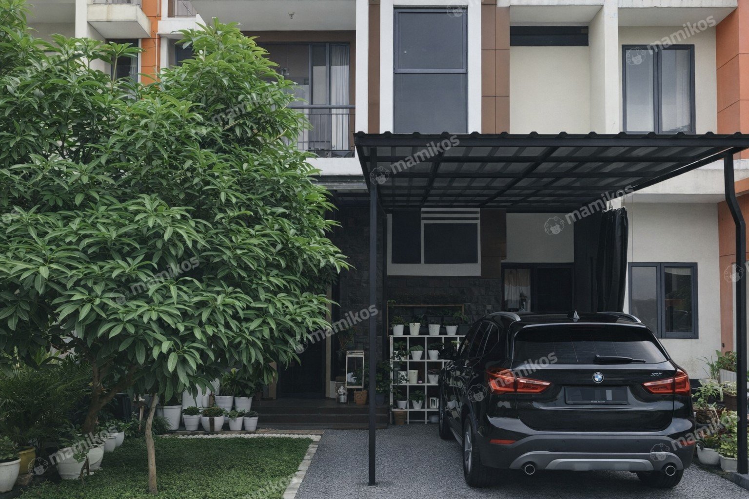 Rumah Sertifikat SHM 4 Kamar Tidur 4 Kamar Mandi Raffles Hills Jakarta Timur