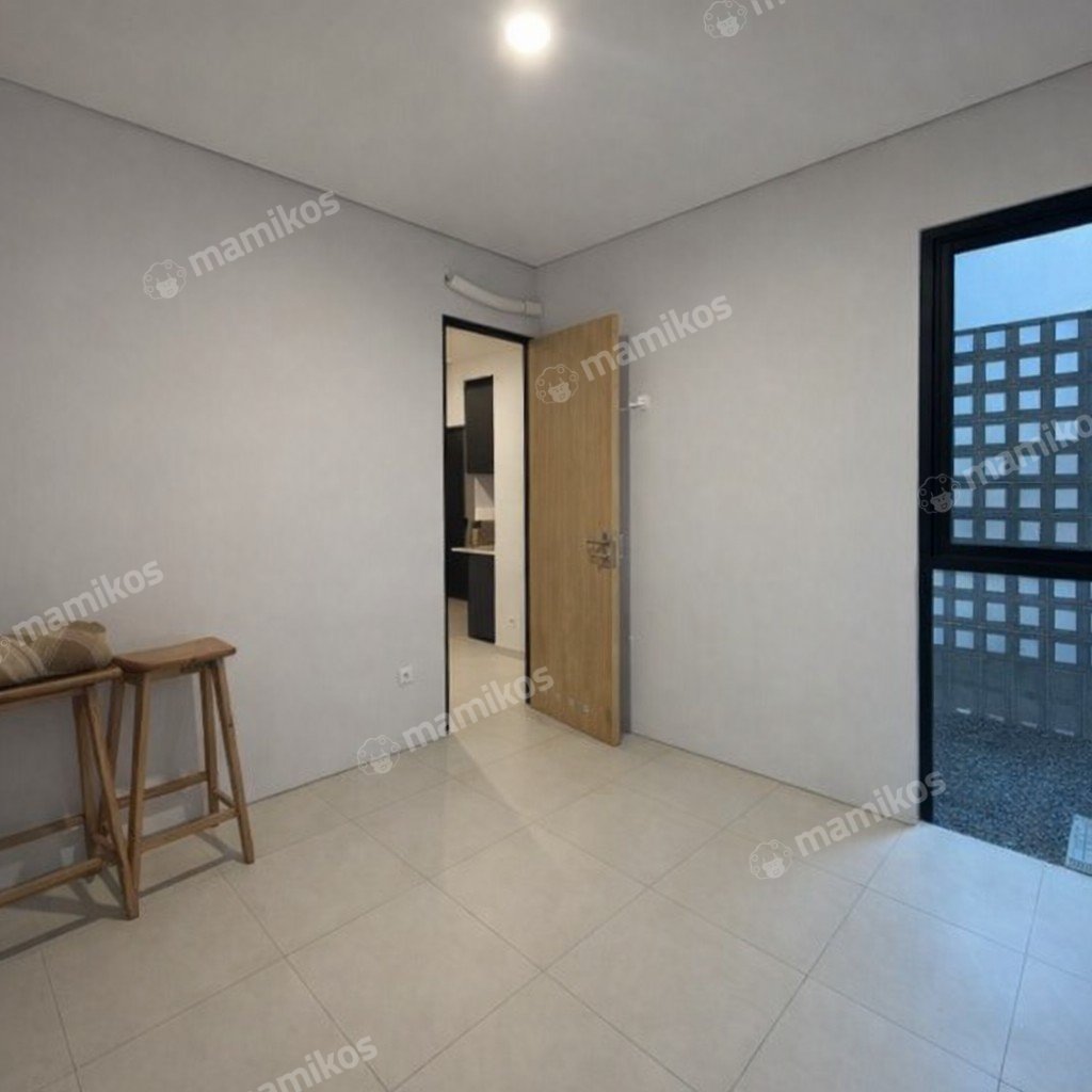 Rumah Sertifikat SHM 3 Kamar Tidur 3 Kamar Mandi Cinere Jakarta Selatan - Photo 5