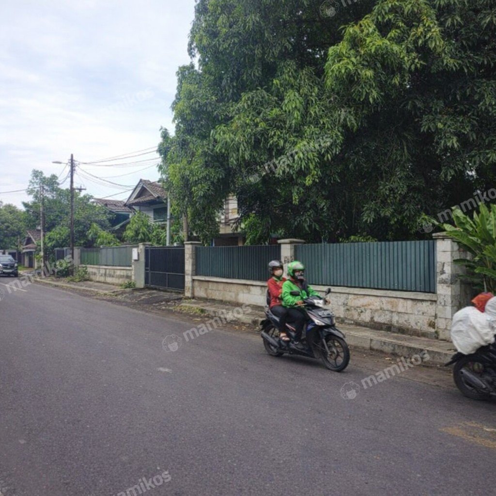 Rumah Sertifikat SHM 4 Kamar Tidur 3 Kamar Mandi Bintaro Jakarta Selatan - Photo 2