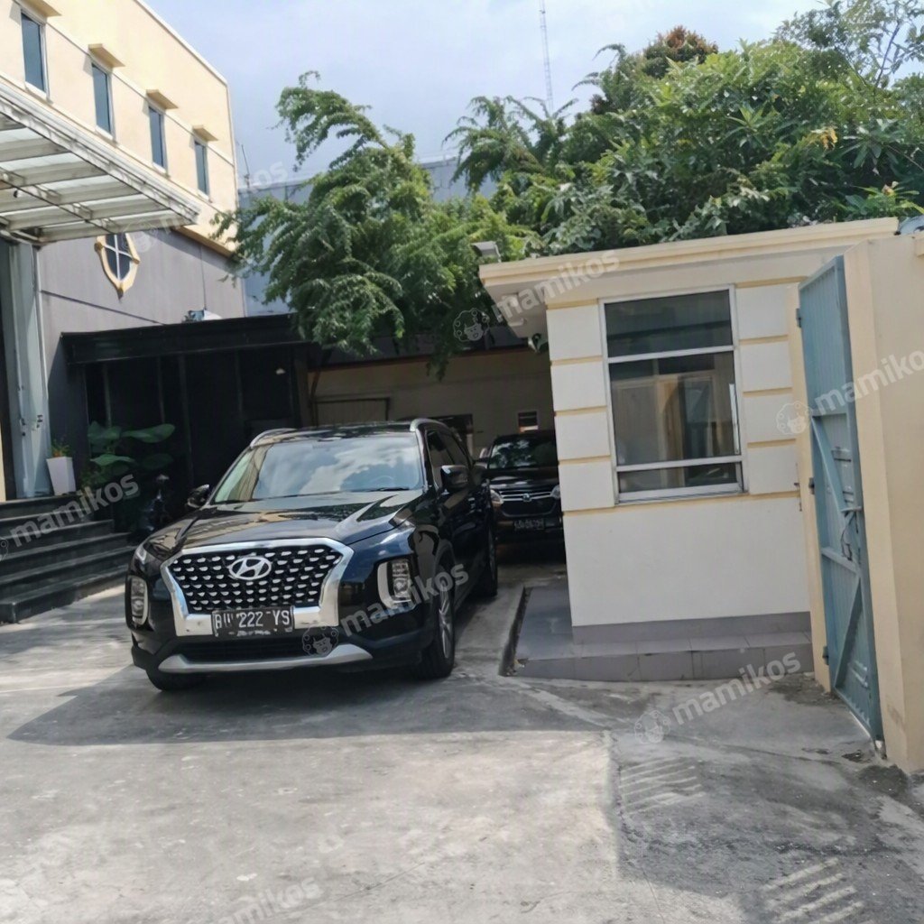 Rumah Sertifikat HGB 7 Kamar Tidur 5 Kamar Mandi Pantai Indah Kapuk Jakarta Utara - Photo 3