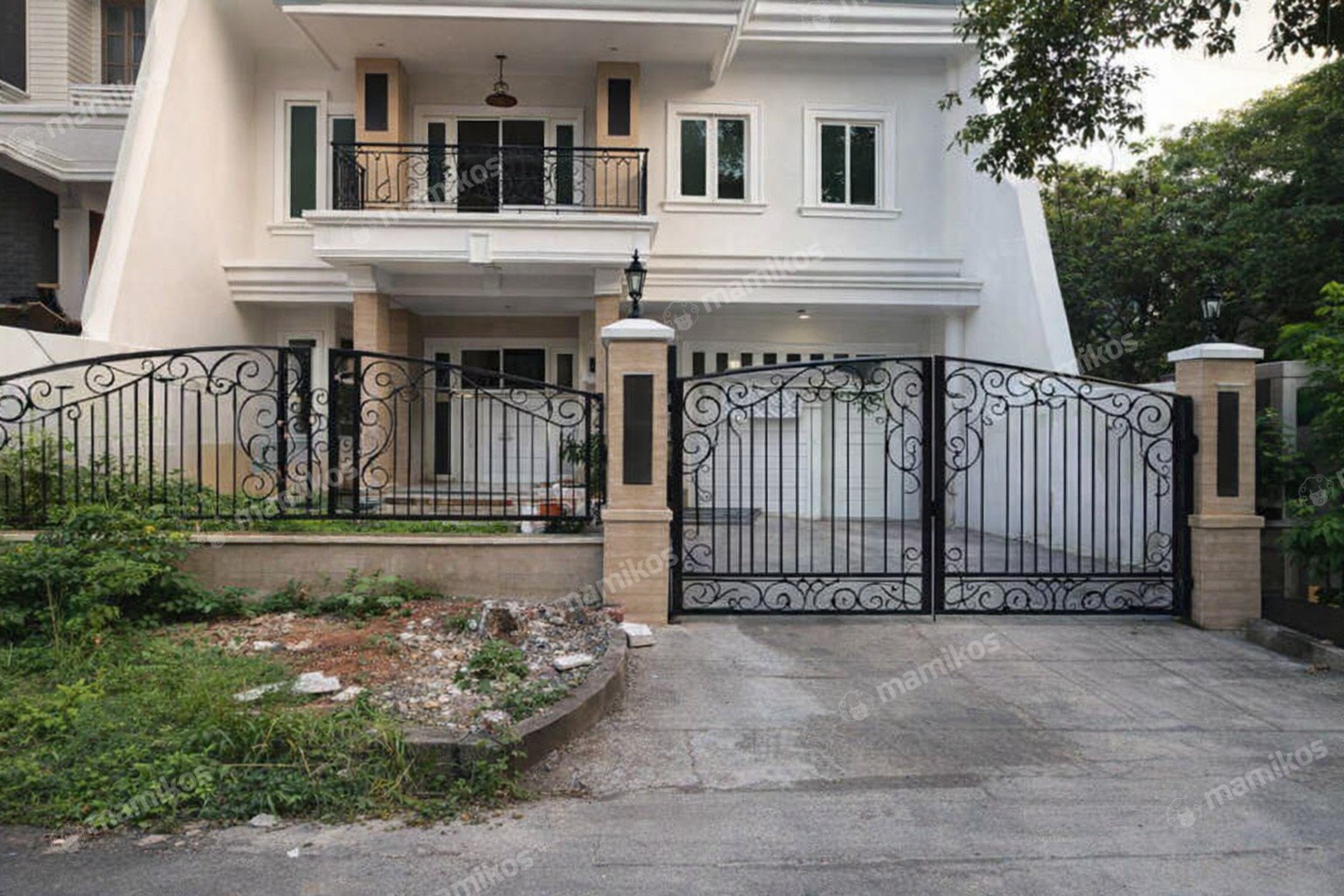Rumah Sertifikat SHM 6 Kamar Tidur 5 Kamar Mandi Puri Indah Jakarta Barat