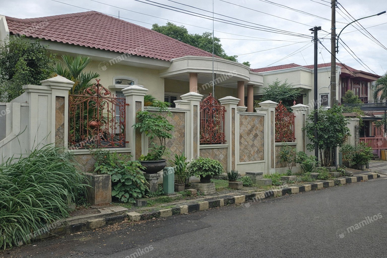 Rumah Sertifikat SHM 4 Kamar Tidur 3 Kamar Mandi Pondok Kelapa Jakarta Timur