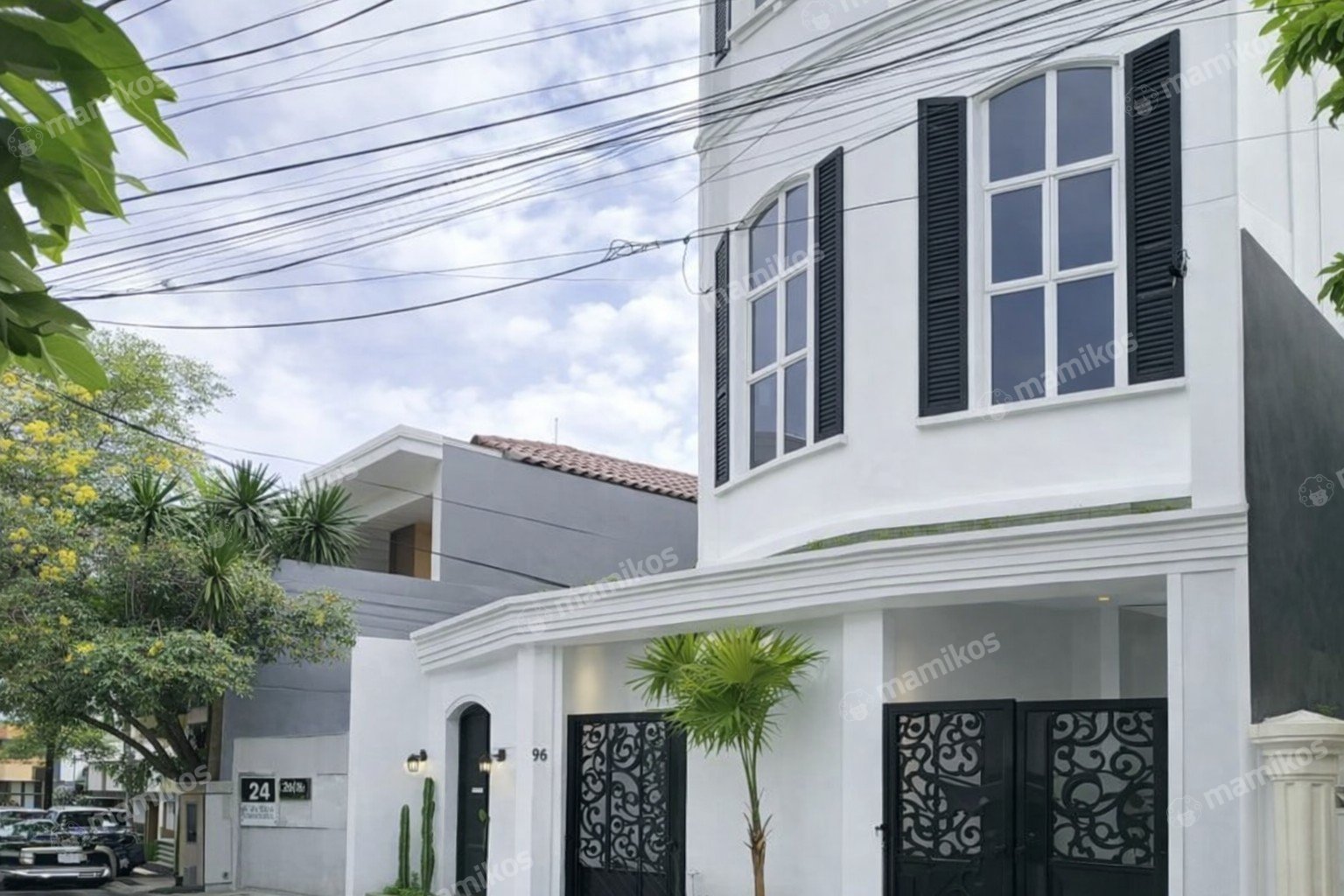 Rumah Sertifikat SHM 4 Kamar Tidur 4 Kamar Mandi Kemang Jakarta Selatan
