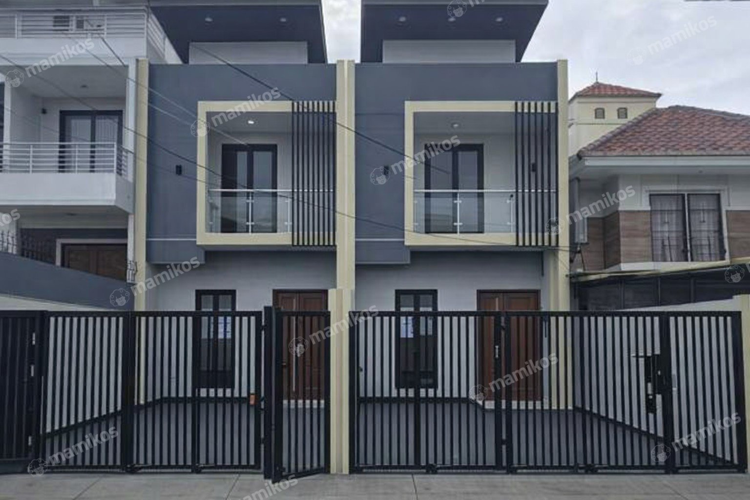 Rumah Sertifikat SHM 4 Kamar Tidur 3 Kamar Mandi Meruya Jakarta Barat