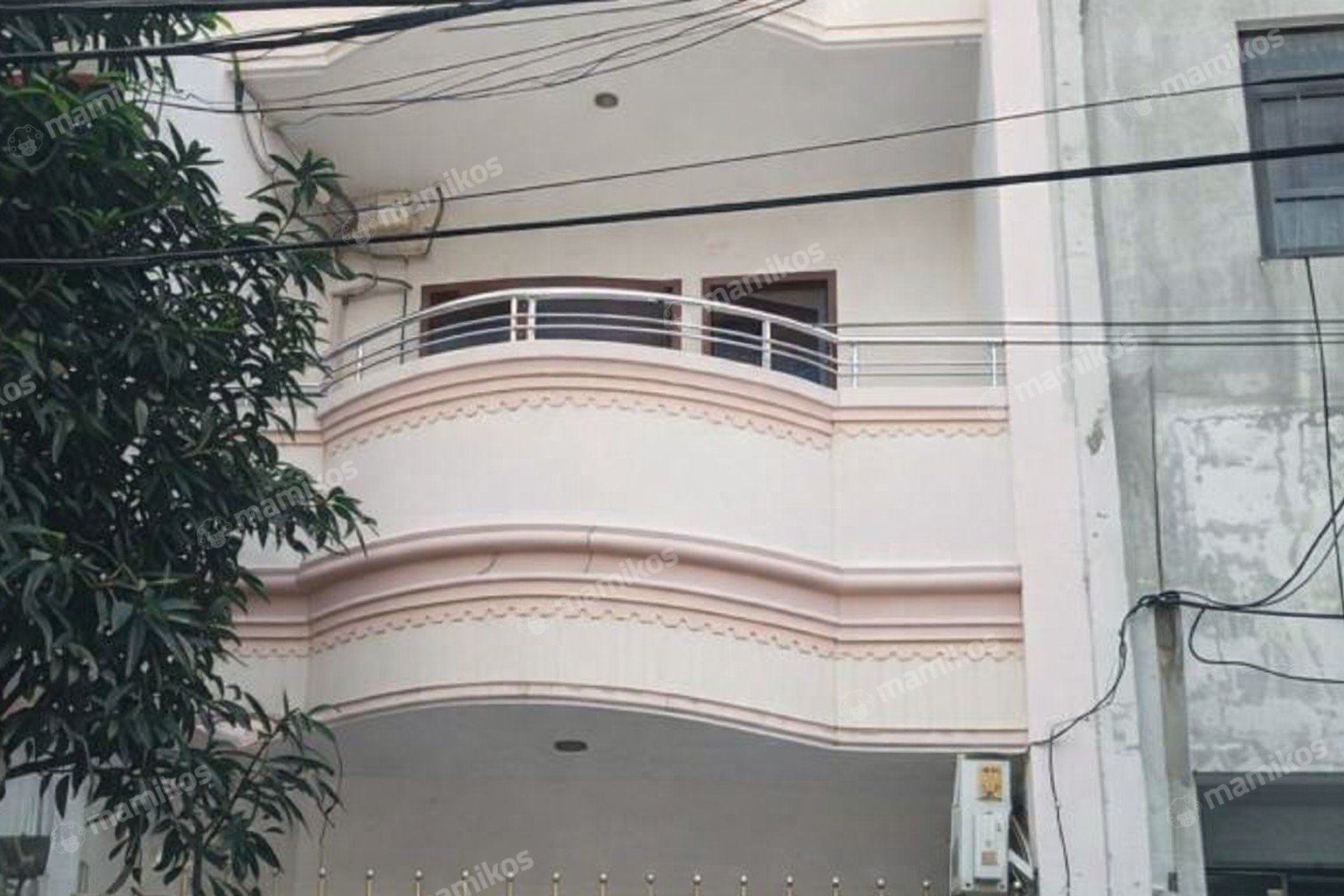 Rumah Sertifikat SHM 4 Kamar Tidur 4 Kamar Mandi Mangga Besar Jakarta Barat