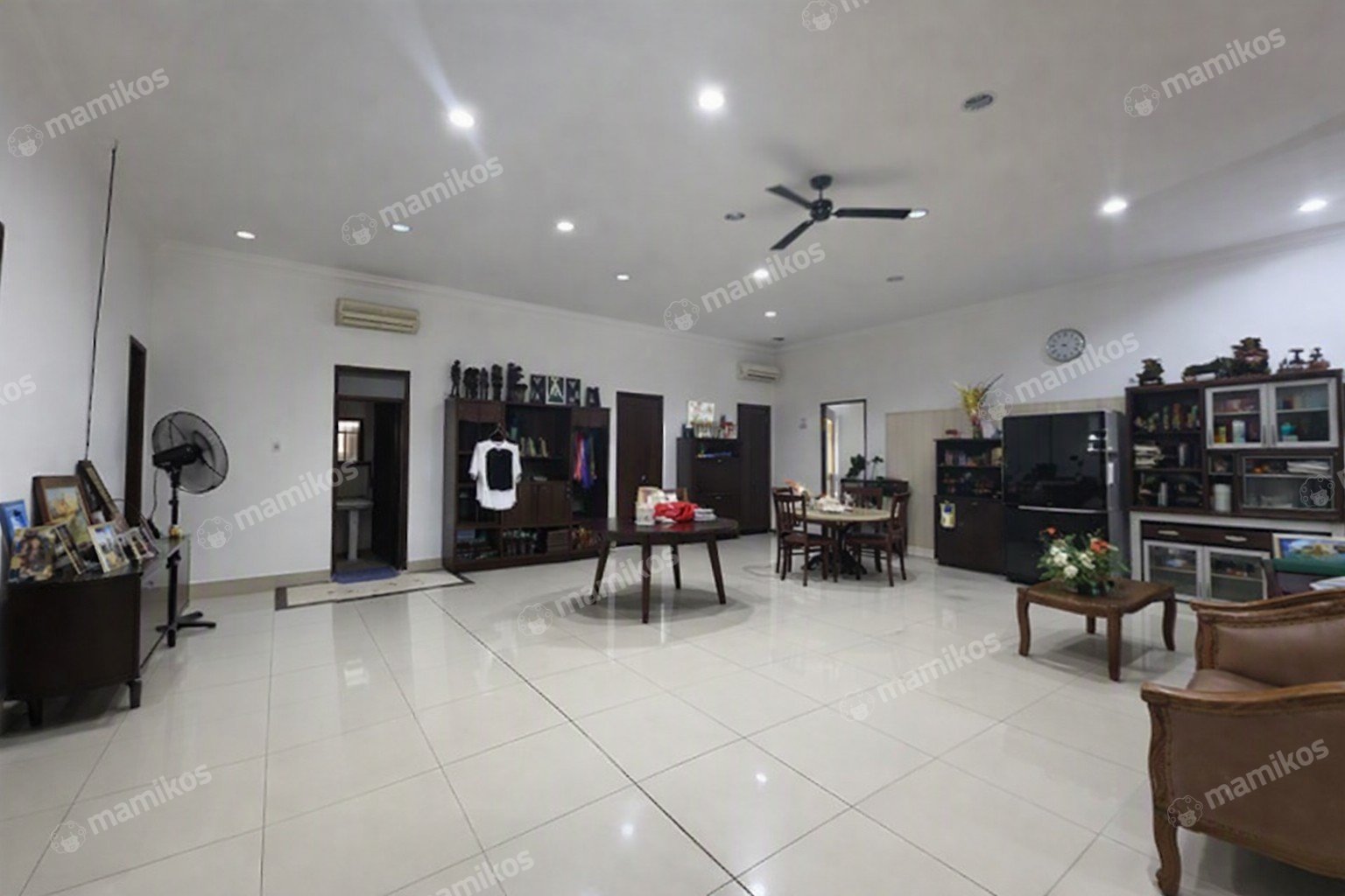 Rumah Sertifikat SHM 4 Kamar Tidur 3 Kamar Mandi Pluit Jakarta Utara - Photo 2