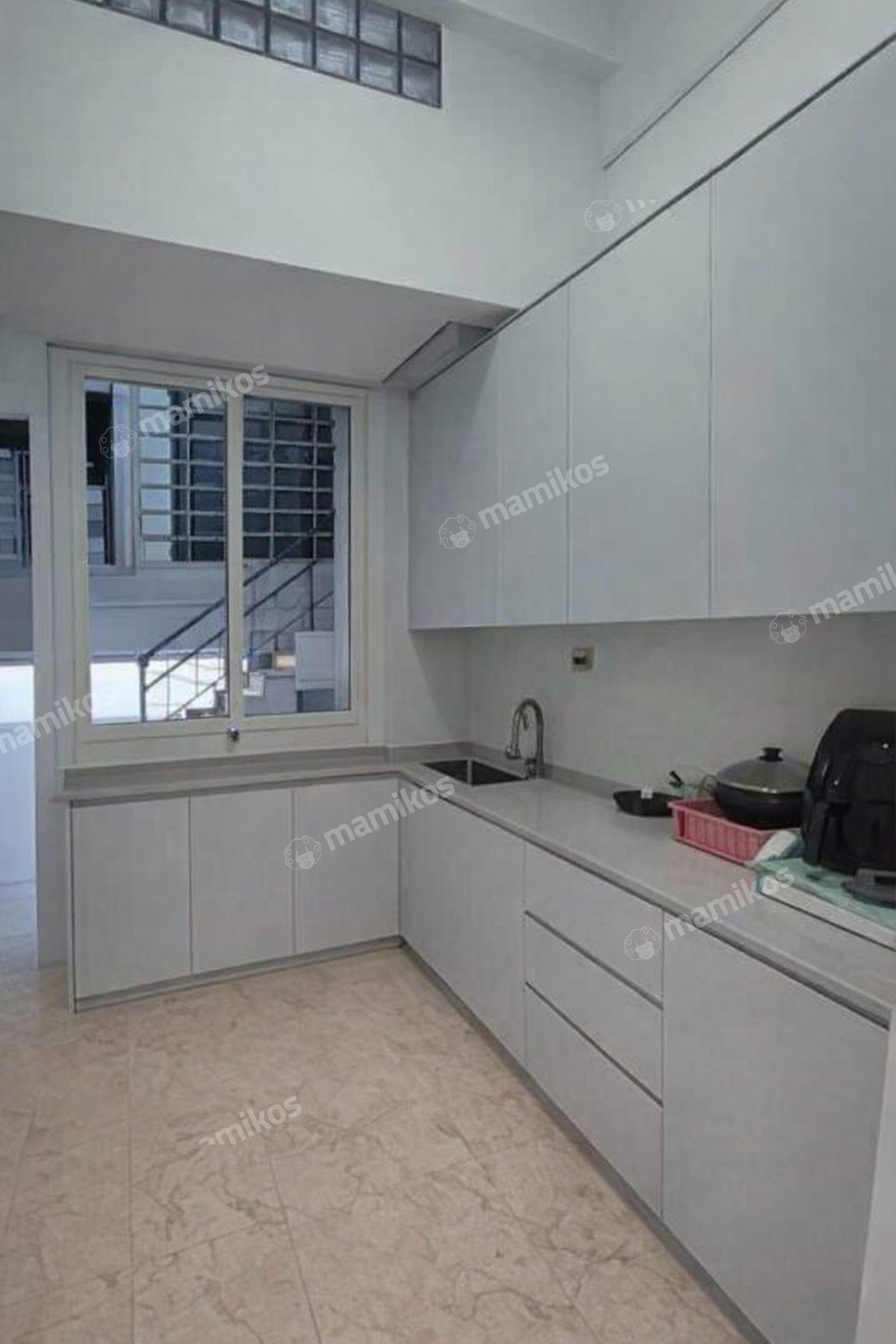Rumah Sertifikat SHM 3 Kamar Tidur 3 Kamar Mandi Puri Indah Jakarta Barat - Photo 3