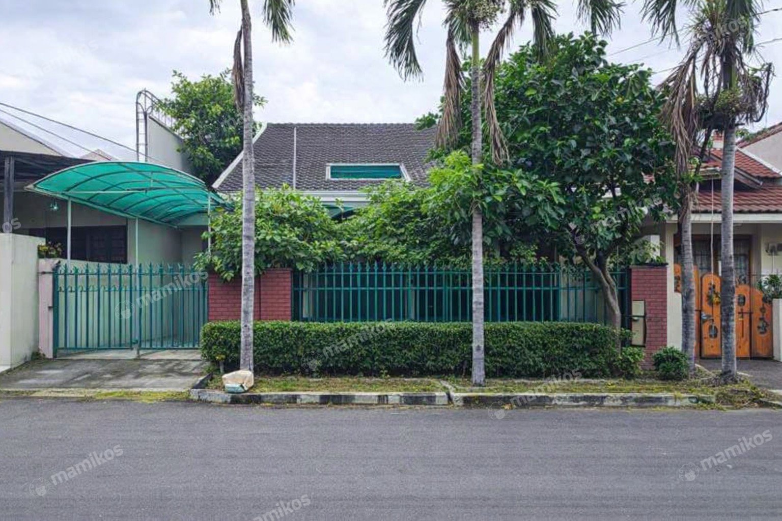 Rumah Sertifikat SHM 4 Kamar Tidur 2 Kamar Mandi Kemanggisan Jakarta Barat