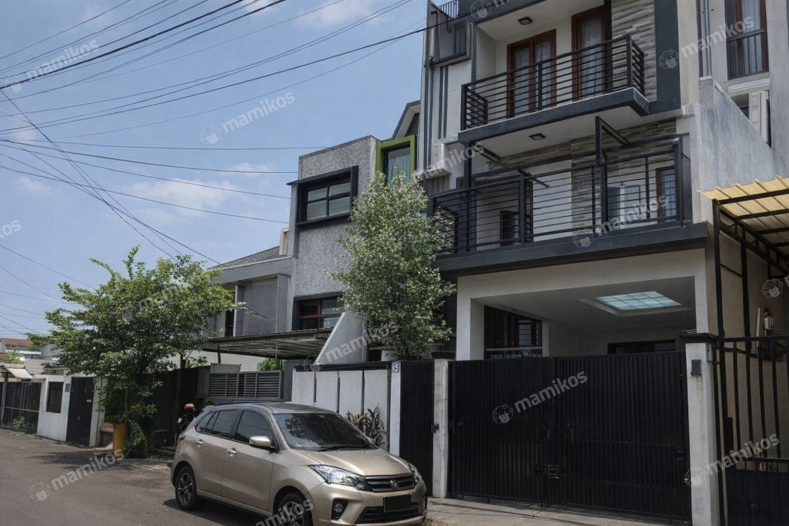 Rumah Sertifikat SHM 7 Kamar Tidur 7 Kamar Mandi Palmerah Jakarta Barat